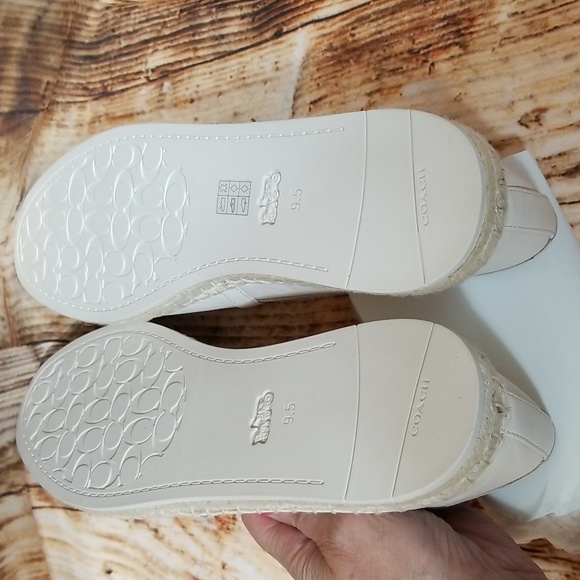 New Coach Charlie Espadrille Women 9.5 B Chalk Leather Embossed Leatherware NIB - Picture 10 of 15